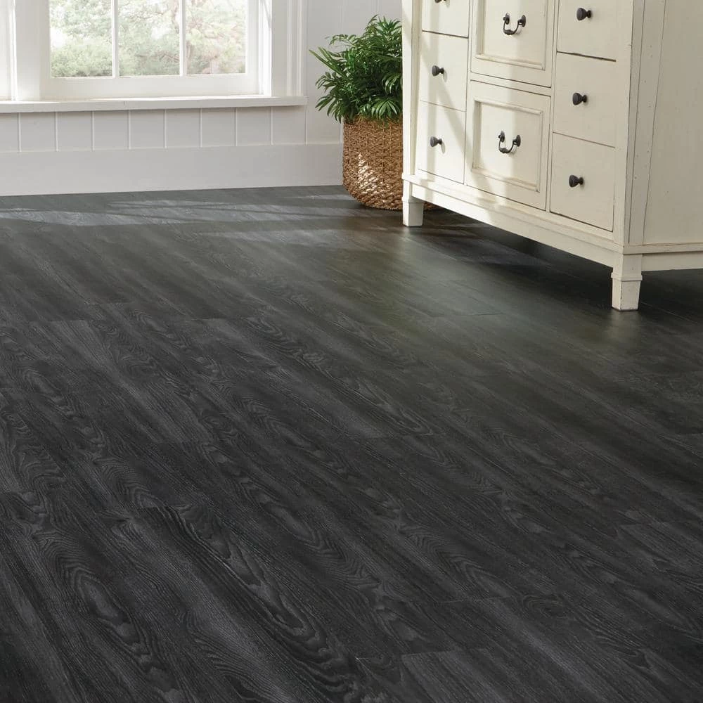 7.5 in. W Noble Oak Click Lock Luxury Vinyl Plank Flooring (48 cases/1187.52 sq. ft./pallet) by Home Decorators Collection 2 7.5 in. W Noble Oak Click Lock Luxury Vinyl Plank Flooring (48 cases/1187.52 sq. ft./pallet) by Home Decorators Collection - Image 2